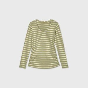 New Long Sleeve Scoop Neck Side Shirred Maternity T-Shirt - Isabel Maternity, XS